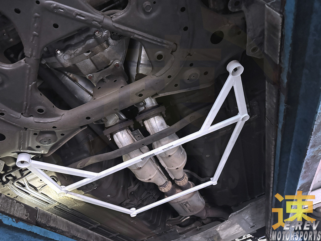 Nissan Skyline GT-R R35 Middle Lower Arm Bar 6PT