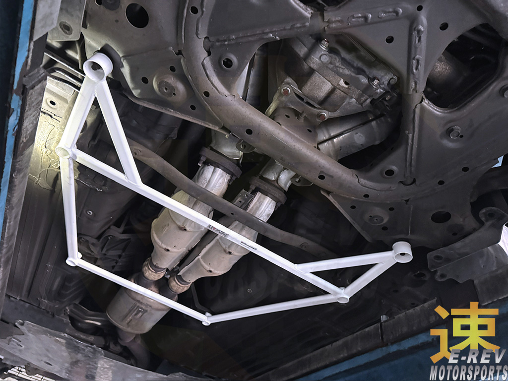 Nissan Skyline GT-R R35 Middle Lower Arm Bar 6PT