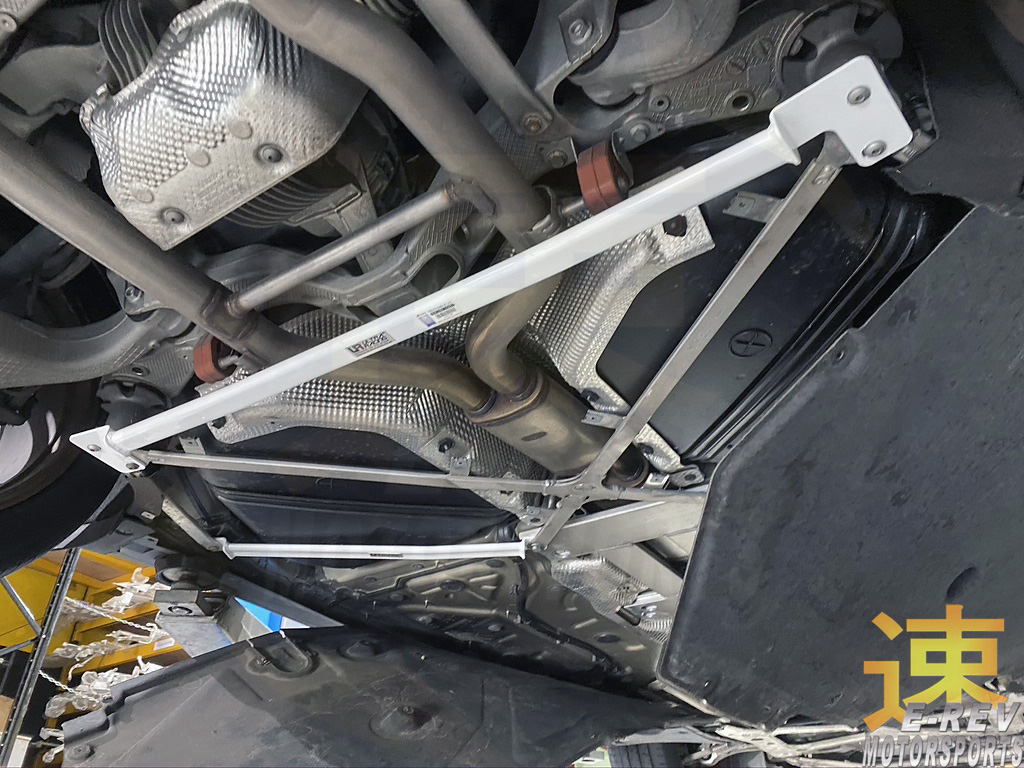 Porsche Panamera 970 Rear Lower Arm Bar 2PT