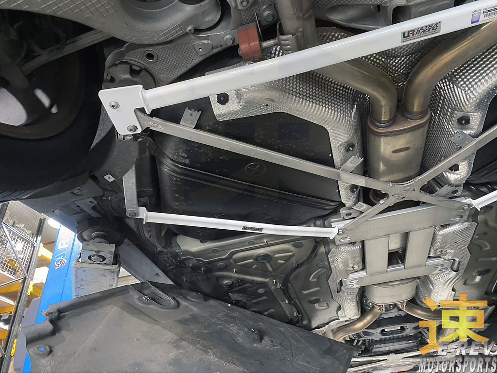 Porsche Panamera 970 Rear Lower Side Arm Bar 4PT
