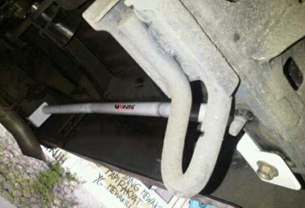 Toyota Innova AN40 Rear Lower Arm Bar 2PT