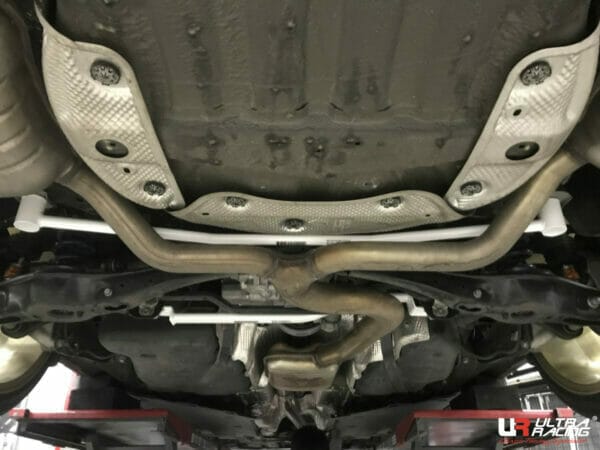 Volkswagen Passat B8 / Skoda Superb B8 Rear Lower Arm Bar 2PT