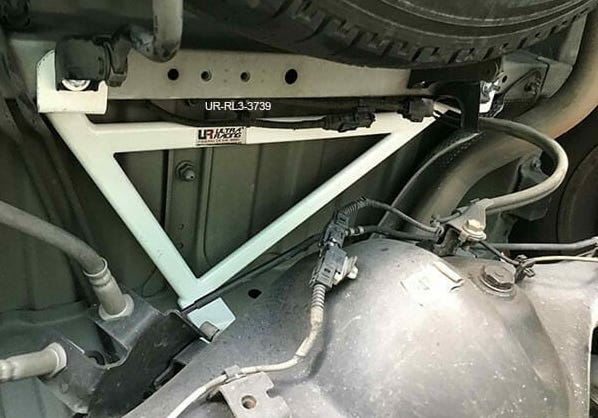 Toyota Hi-Ace H200 Rear Lower Arm Bar 3PT