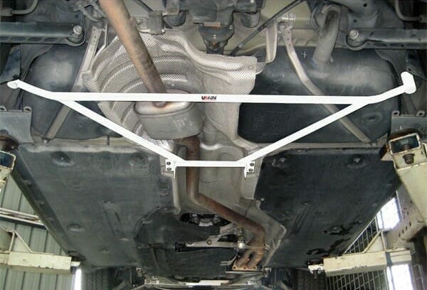 BMW E87 (120i) / (130i) Rear Lower Arm Bar 4PT