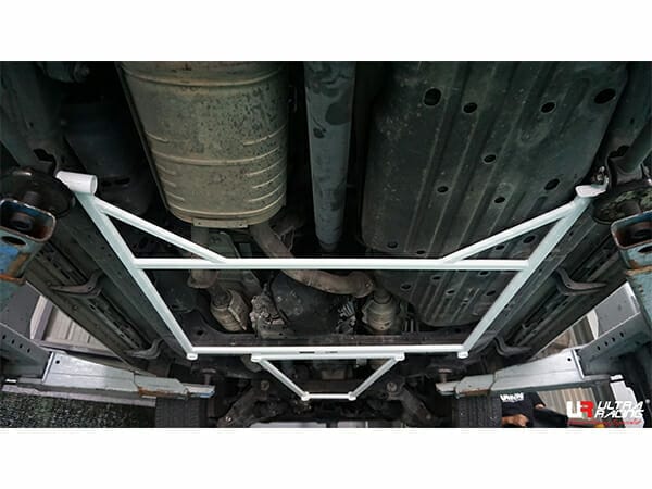 Toyota Land Cruiser J200 Rear Lower Arm bar 4PT