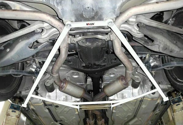 Mercedes-Benz SLC R230 Rear Lower Arm Bar 6PT