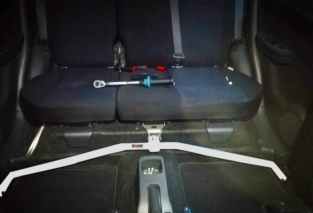 Suzuki Swift ZA11S Room Bar 2PT