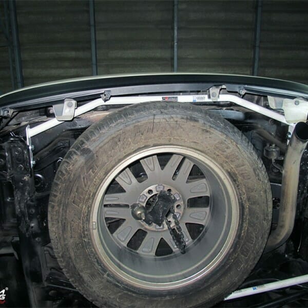 Toyota Fortuner AN150 4WD / Innova AN140 Rear Torsion Bar 2PT