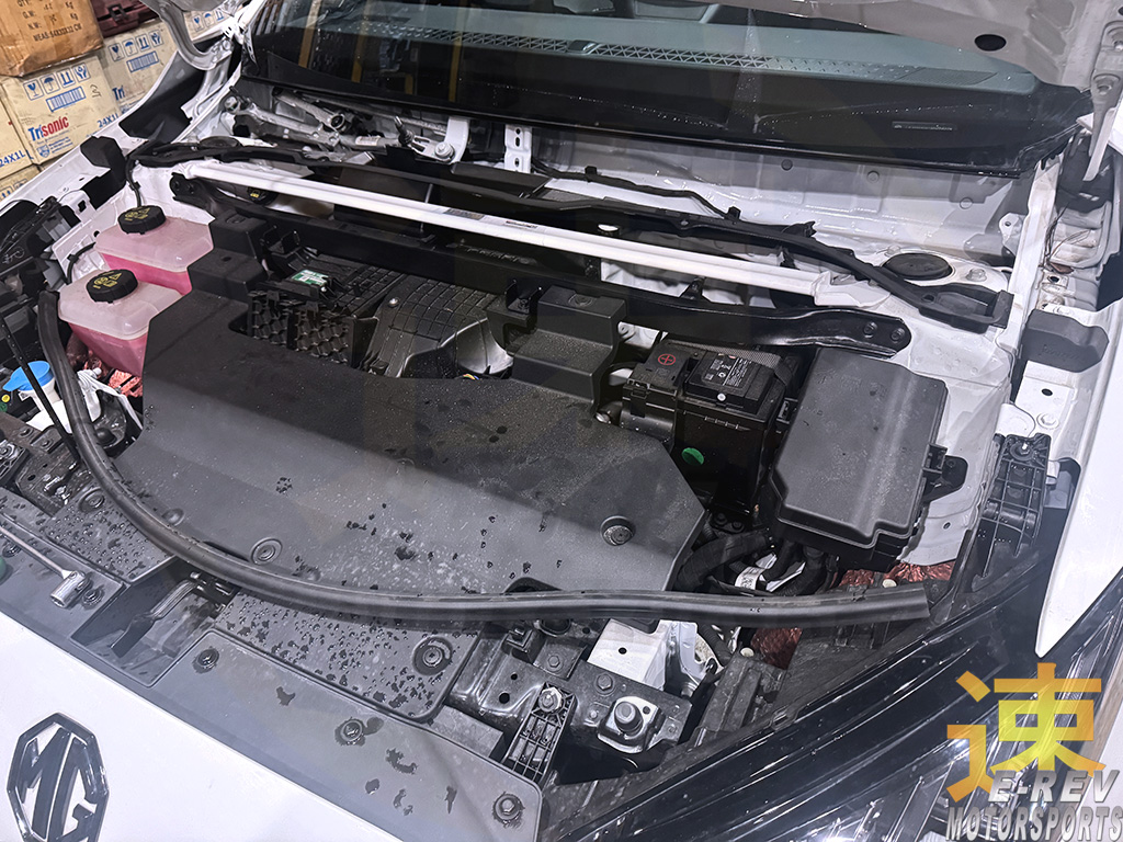 Saic Motor MG4 EV Front Bar 2PT