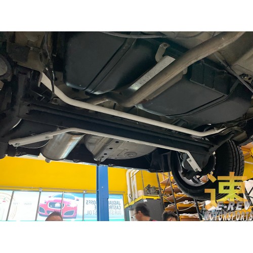 Suzuki Swift ZA11S Rear Lower Arm Bar 2PT