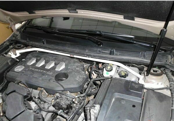 Buick LaCrosse / Buick Regal Front Bar 2PT