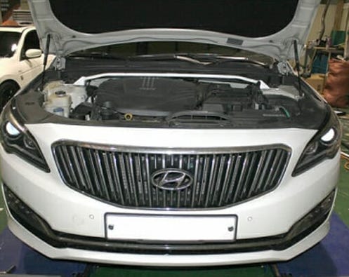 Hyundai Aslan AG Front Bar 2PT