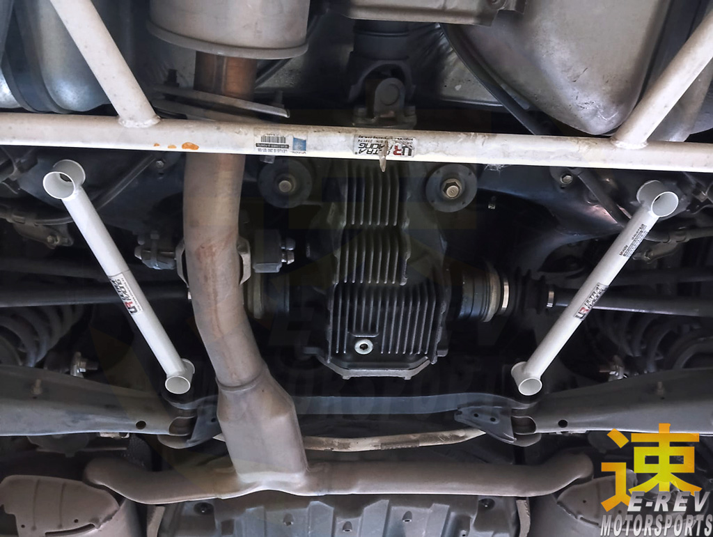 Lexus IS250 XE20 / IS300 XE20 / GS300 S190 / Toyota Mark X X120 / X130 / ZIO / Crown S180 Rear Lower Arm Side Bar 4PT