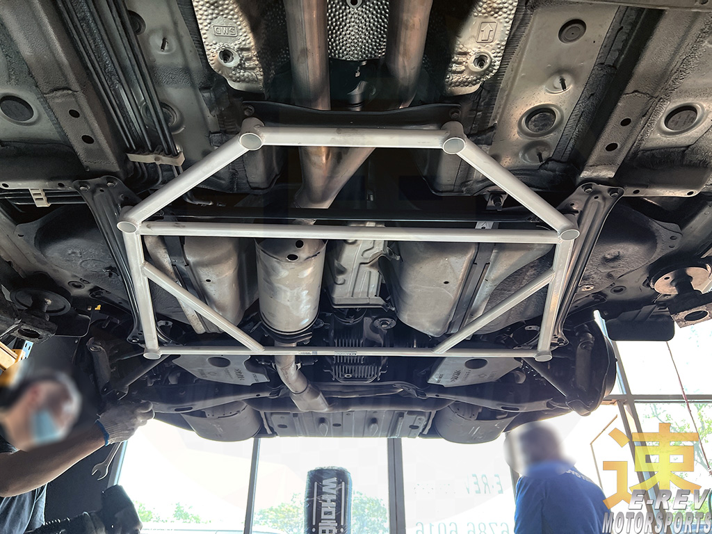 Lexus IS250 XE20 / IS300 XE20 Rear Lower Arm Bar 6PT