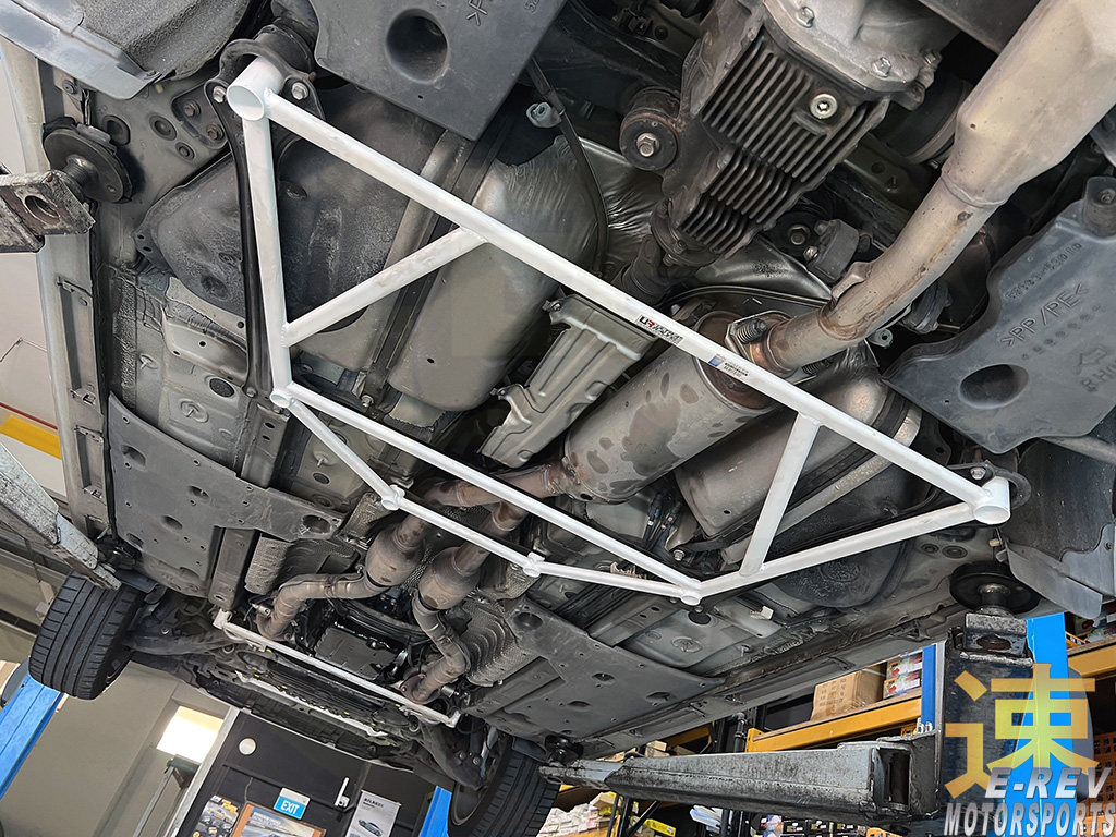 Lexus IS250 XE20 / IS300 XE20 Rear Lower Arm Bar 6PT