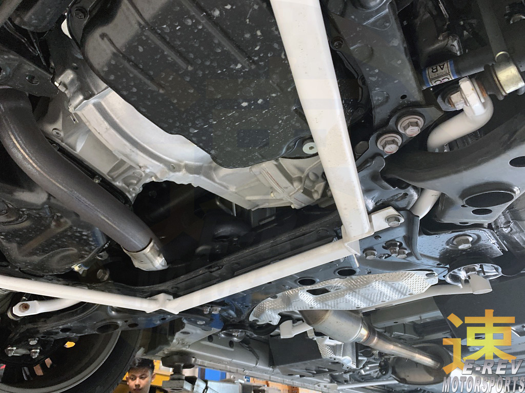 Toyota Estima Front Anti Roll Bar