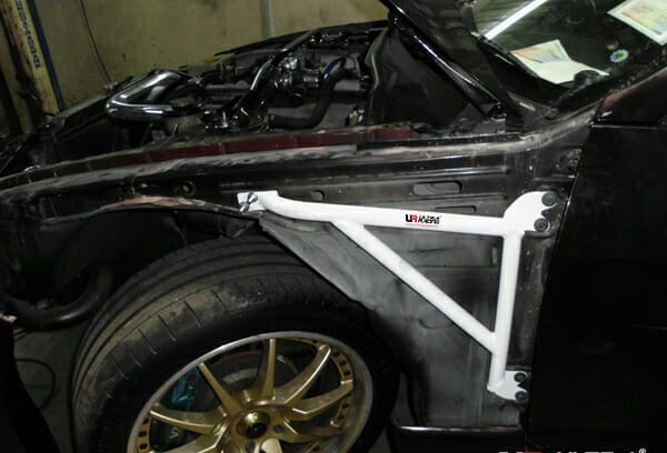 Nissan Skyline ENR33 Fender Bar 3PT