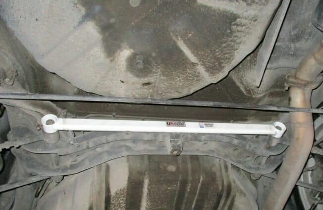 Nissan BlueBird U12 Rear Lower Arm Bar 2PT