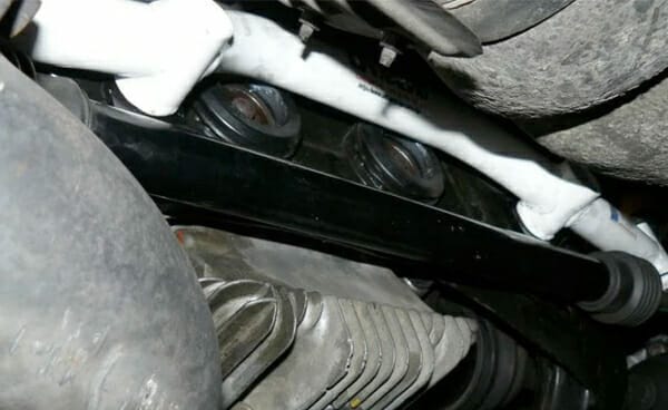 Nissan Skyline GTR R32 Rear Lower Arm Bar 4PT