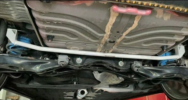 Honda Civic FK4 Rear Lower Arm Bar 2PT