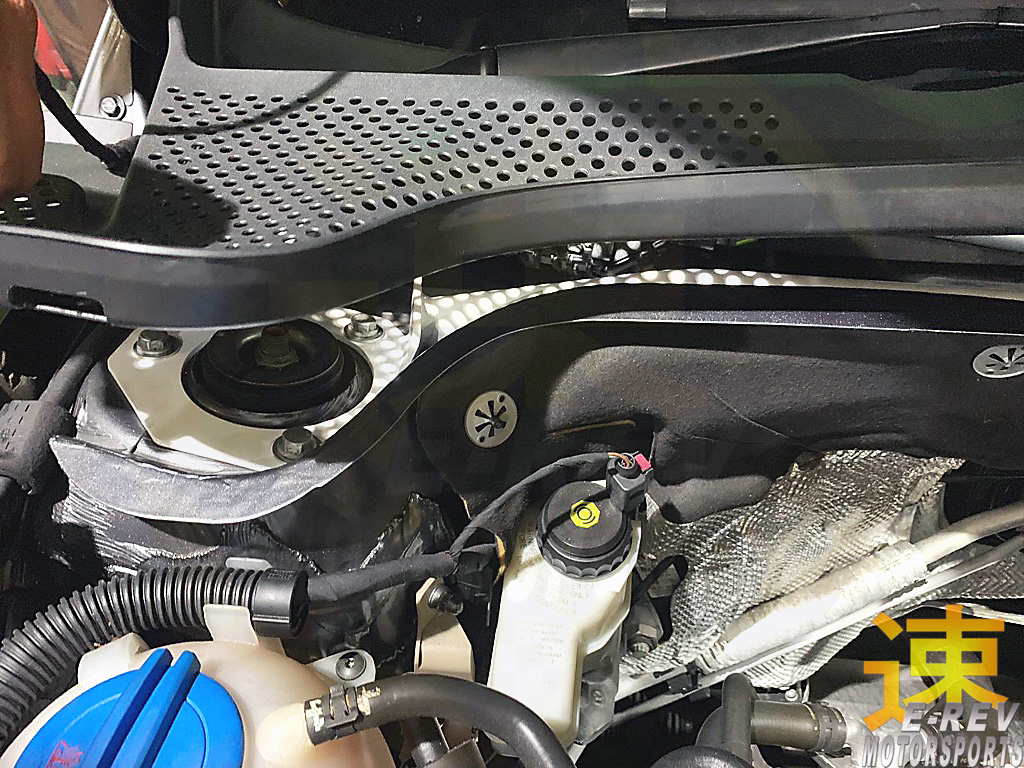 Volkswagen Beetle A5 / Magotan B7 / Passat B6 / Passat B7 Front Bar 2PT