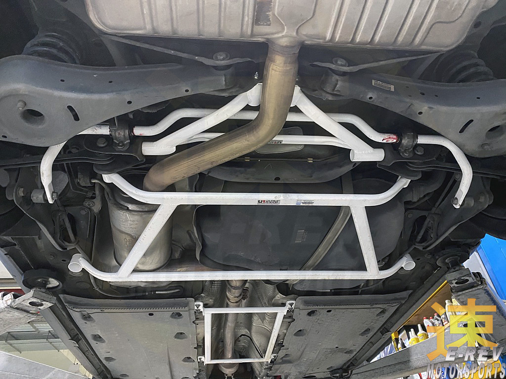 Audi A3 Typ 8P / Volkswagen Golf MK6 R20 / Scirocco Rear Lower Arm Bar 4PT