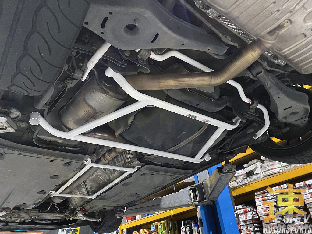 Volkswagen Bettle A5 / Golf MK5 / MK6 / Jetta A6 / Magotan B7 / Passat B6 / B7 / CC / Sagitar A5 / Scirocco / Audi A3 Typ 8P / Q3 Typ 8U / TT 8J Rear Anti Roll Bar 23MM