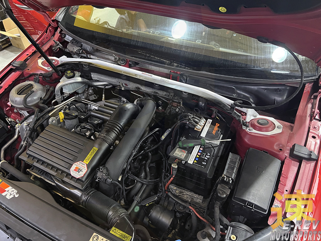 Volkswagen Golf MK7 / MK8 / Skoda Octavia Typ 5E Front Bar 2PT