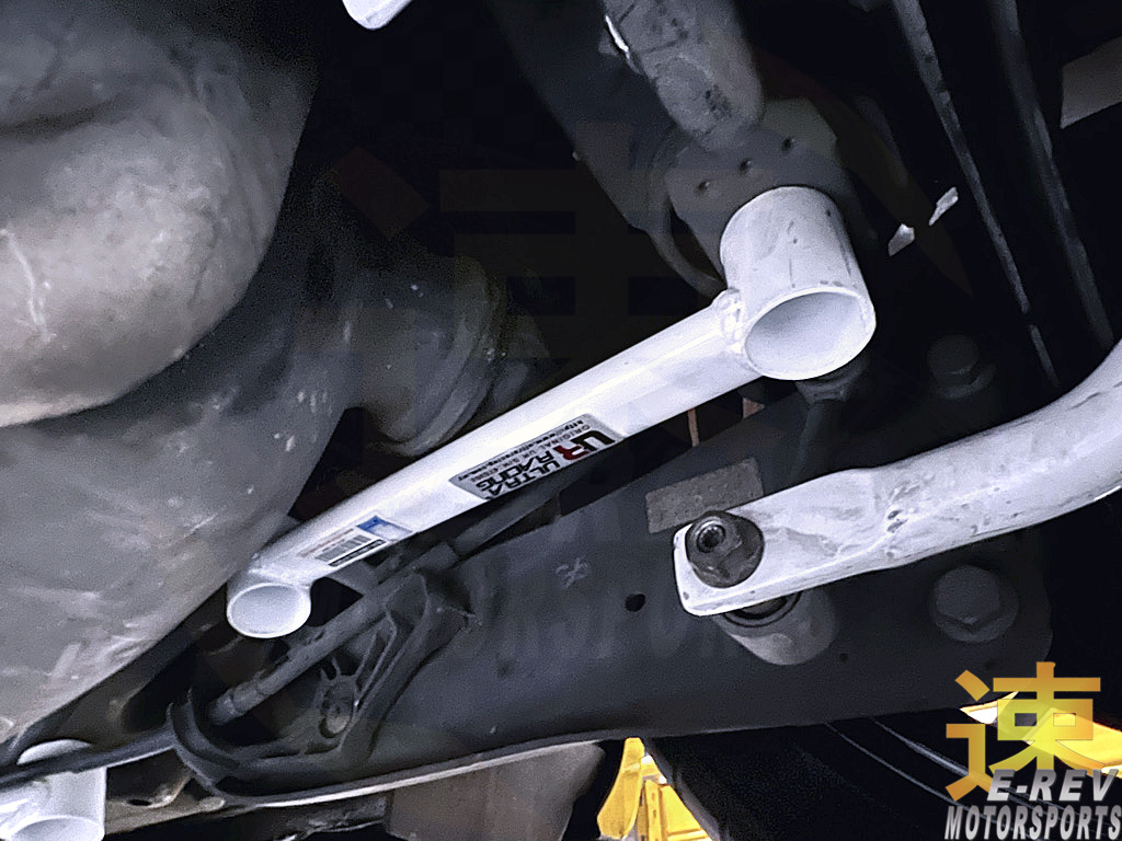 Volkswagen EOS / Golf MK5 / MK6 / Jetta A5 / A6 / Scirocco / Audi A3 Typ 8P / TT 8J / Rear Lower Side Arm Bar 4PT
