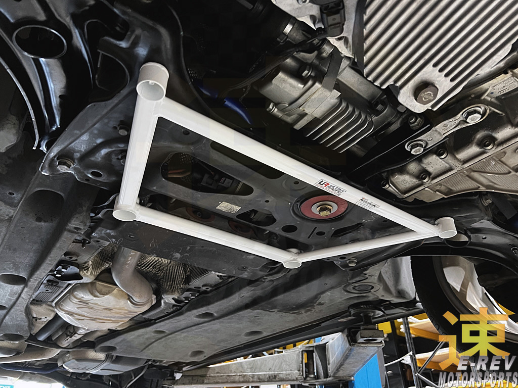 Audi Q3 Typ F3 / Volkswagen Golf MK7 / Passat B8 / Tiguan AD/BW / Seat Leon Cupra MK3 / Skoda Octavia Typ 5E Front Lower Arm Bar 4PT