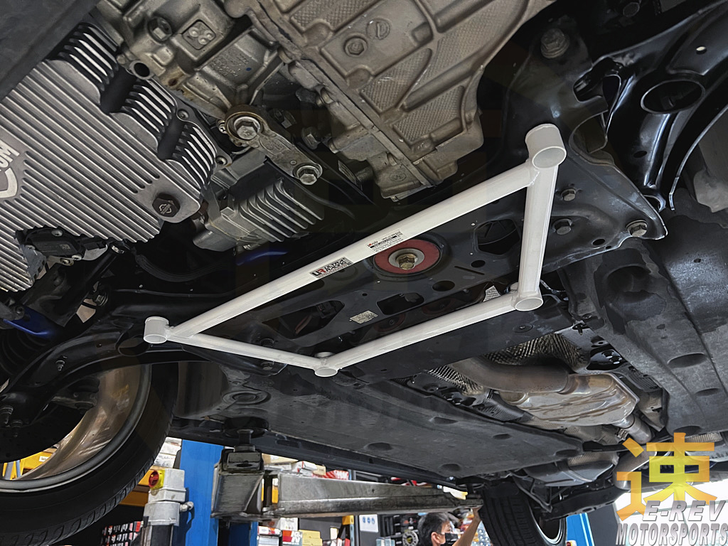 Audi Q3 Typ F3 / Volkswagen Golf MK7 / Passat B8 / Tiguan AD/BW / Seat Leon Cupra MK3 / Skoda Octavia Typ 5E Front Lower Arm Bar 4PT