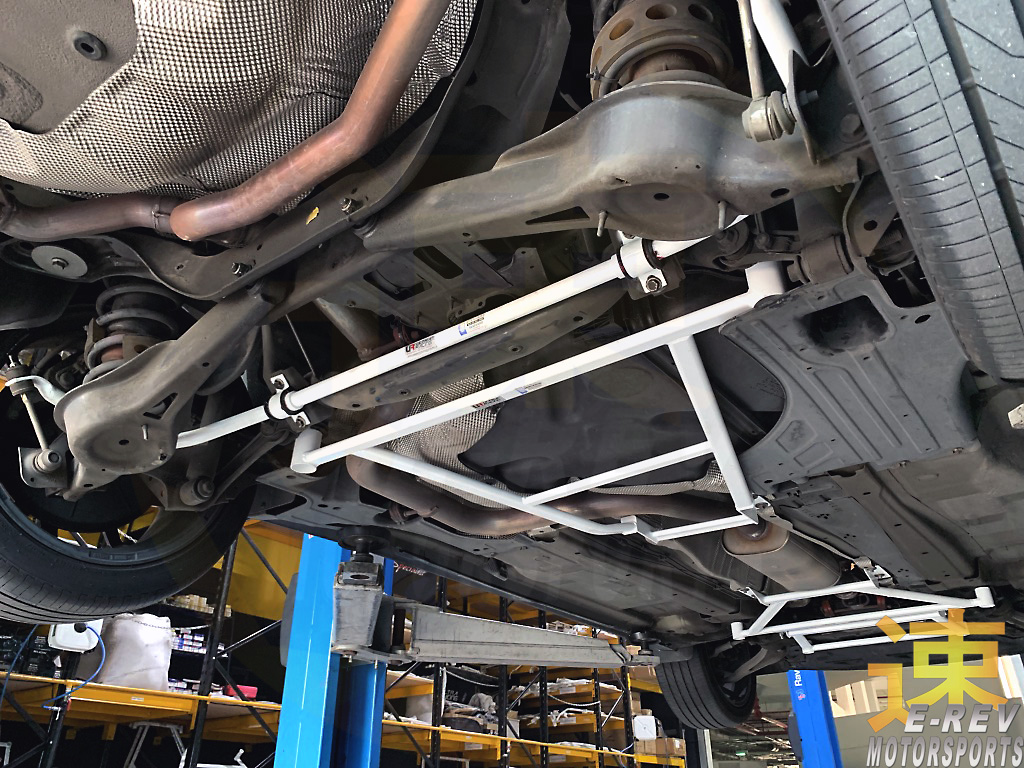 Ford Mondeo MK4 / Volvo S60 / S80 / S80L / V60 T4 / T5 / V70 / XC70 Rear Anti-roll Bar 25MM