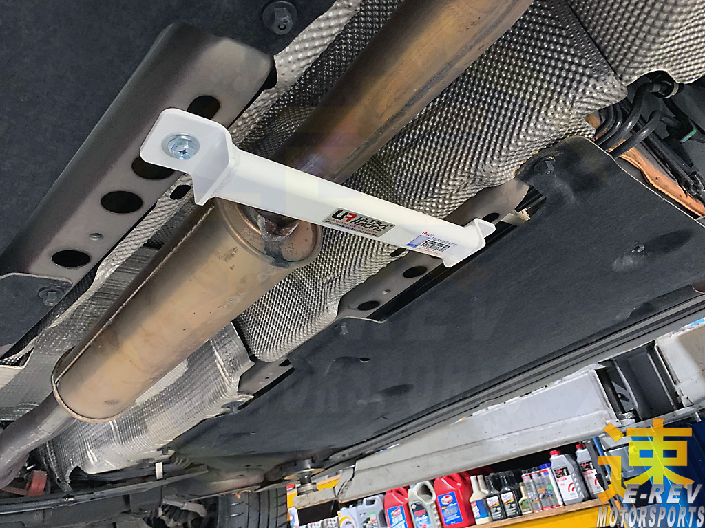 Ford Focus MK3 / Focus ST / Volvo V40 T4 / T5 Middle Lower Arm Bar 2PT