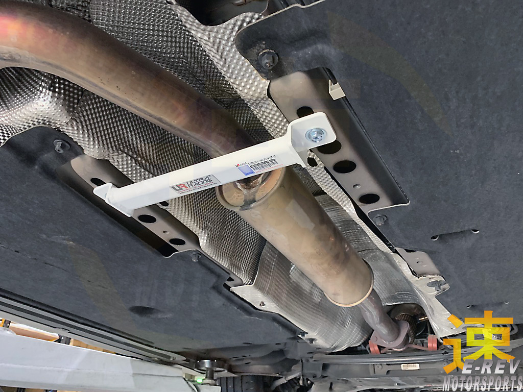 Ford Focus MK3 / Focus ST / Volvo V40 T4 / T5 Middle Lower Arm Bar 2PT