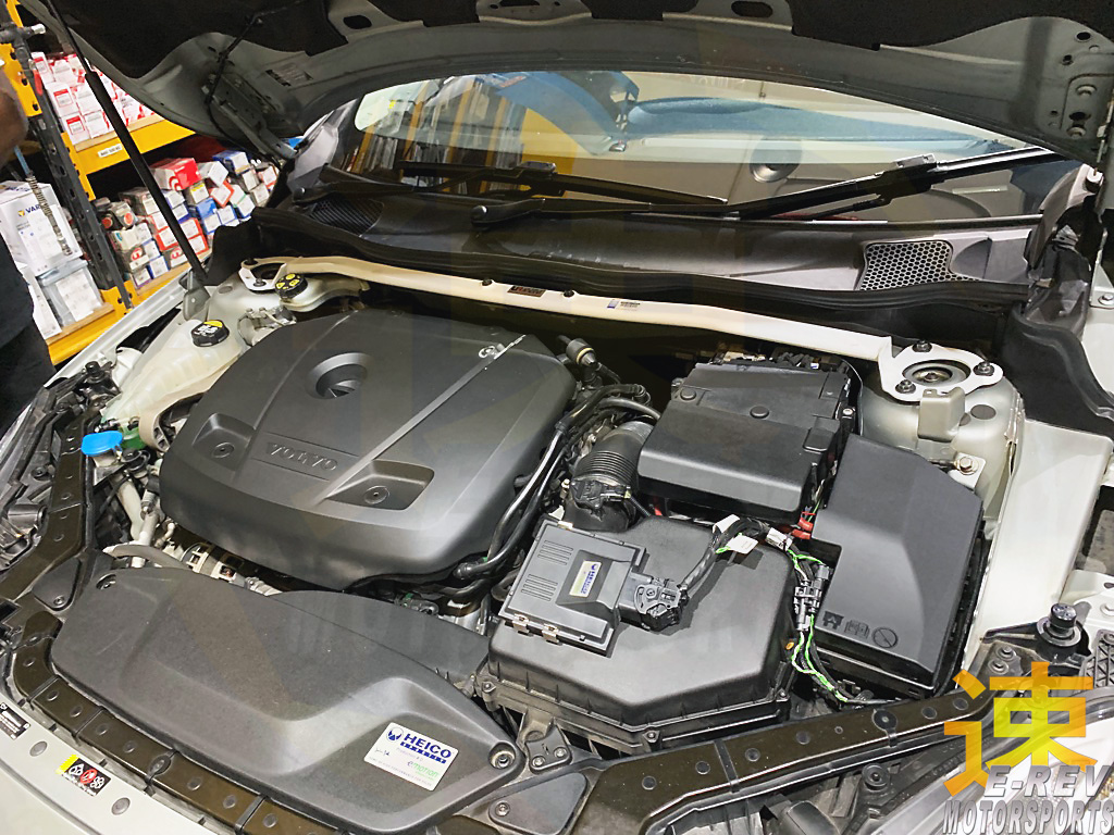 Volvo V40 T4 / T5 Front Bar 2PT