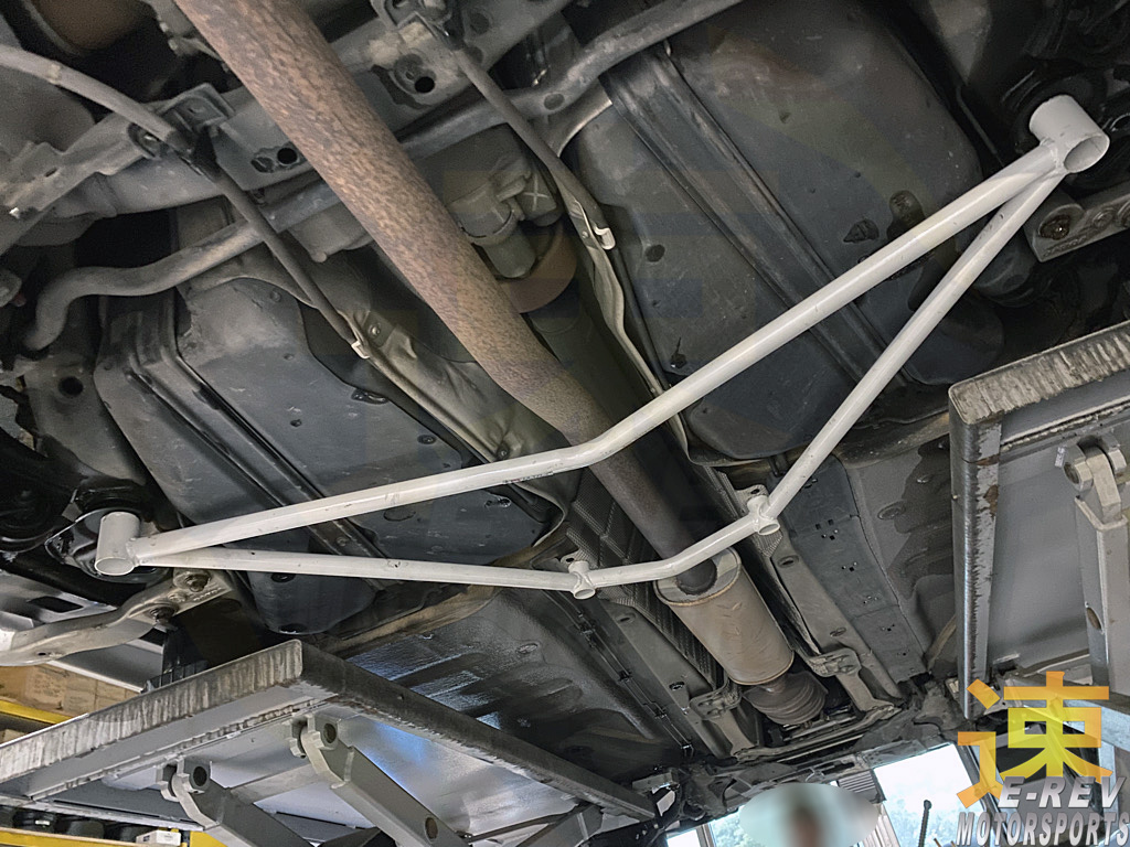 Volvo XC90 Rear Lower Arm Bar 4PT