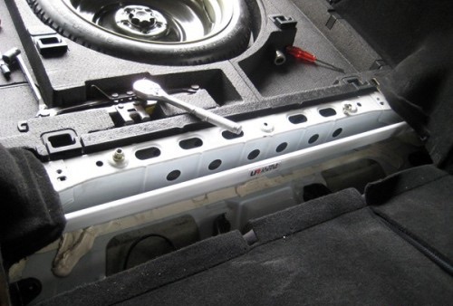 Toyota Caldina T240 Rear Bar 2PT