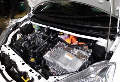 Toyota Prius C  NPH10 Front Bar 2PT