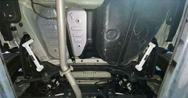 Kia Sorento MQ4 Rear Lower Side Arm Bar 4PT