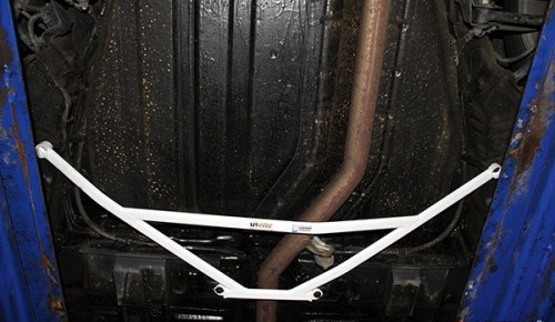 Kia Opirus 3.0 Rear Lower Arm Bar