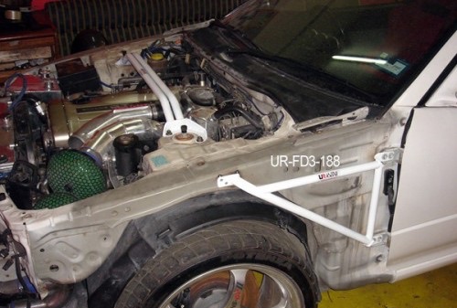 Nissan Skyline GT-T34 (2WD) Fender Bar