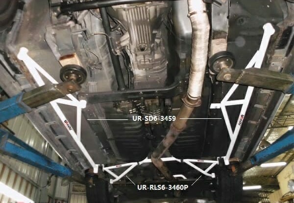 Nissan Skyline GTR R34 Side Step 6PT