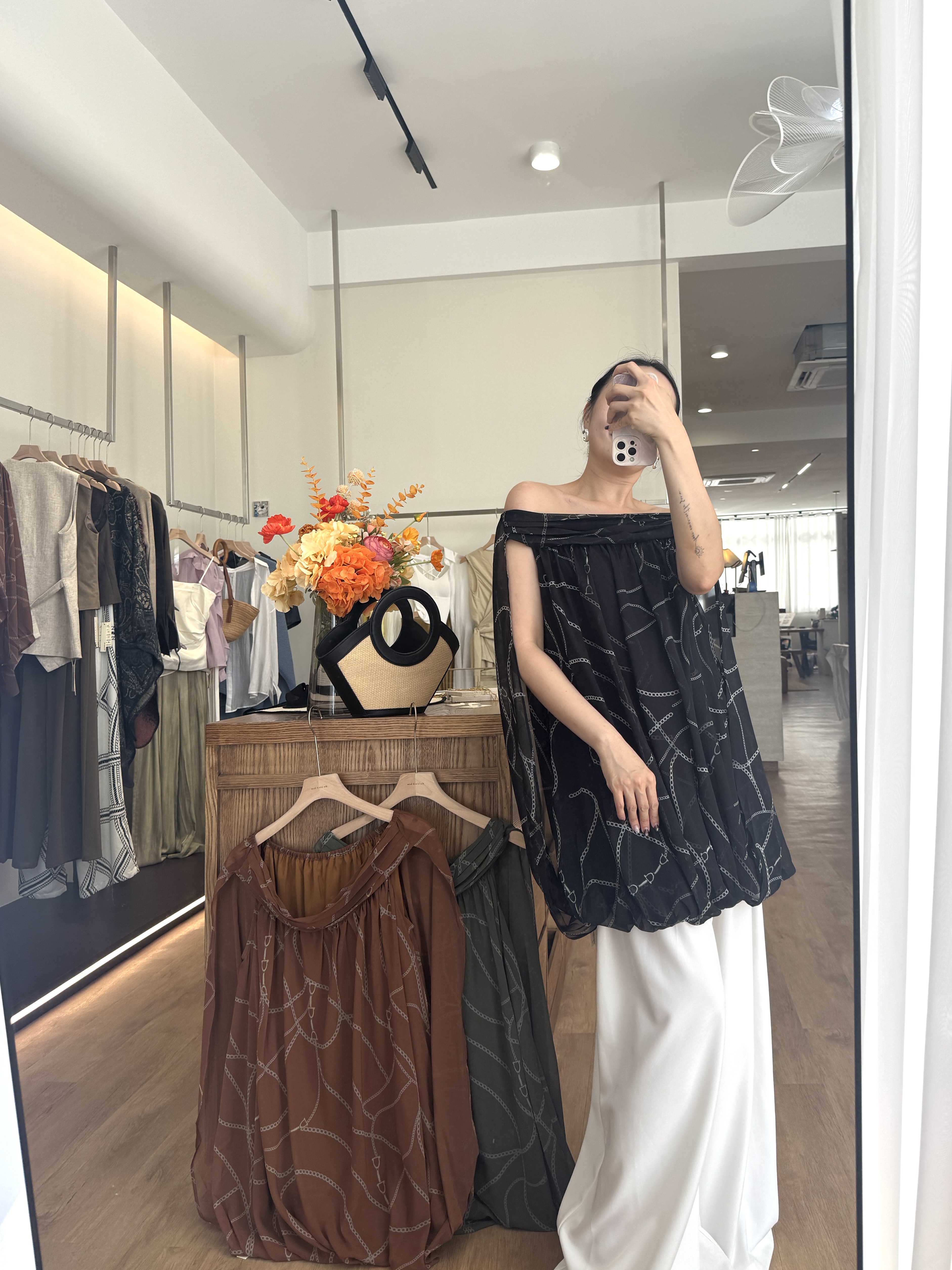 Wanessa Off Shoulder Flowy Top