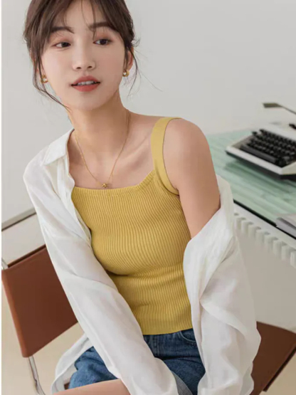 Dosya Bold Cami Top-The Black Bow-