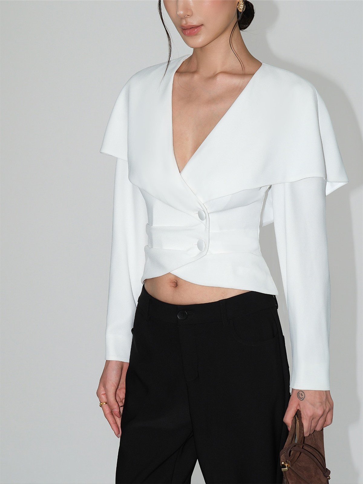 Louie Sculpted Capalet Blazer