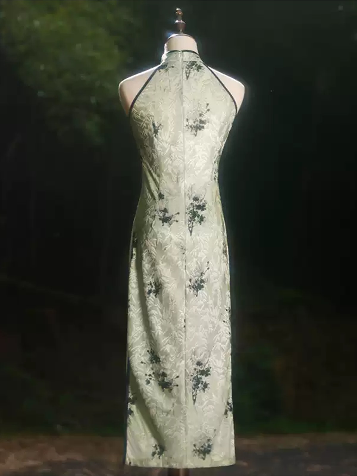 Ya Chan Floral Print Halter Cheongsam