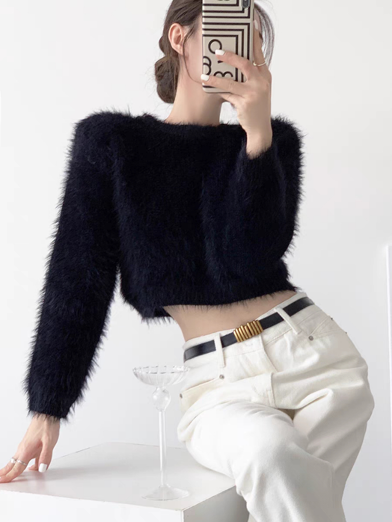 Rivern Long Sleeve Furry Crop Sweater-The Black Bow-