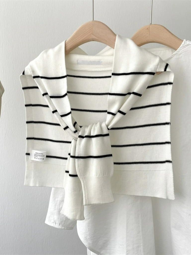 Eun Woo Striped Shawl-The Black Bow-