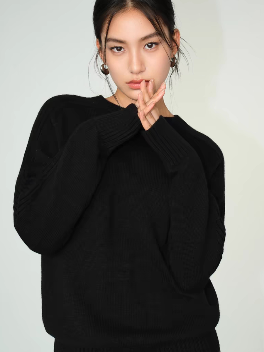 Kaisey Autumn/Winter Sweater-The Black Bow-