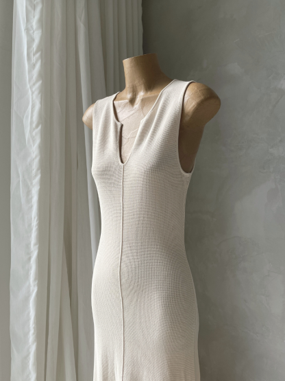 Gaspard V-Neck Maxi Dress (Discounted-Free Size)-The Black Bow-